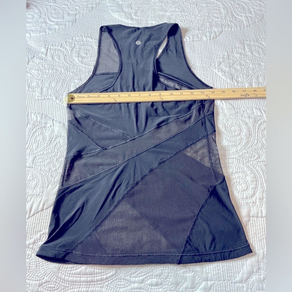 Lululemon Athletica tops black size 6 - Picture 5 of 5